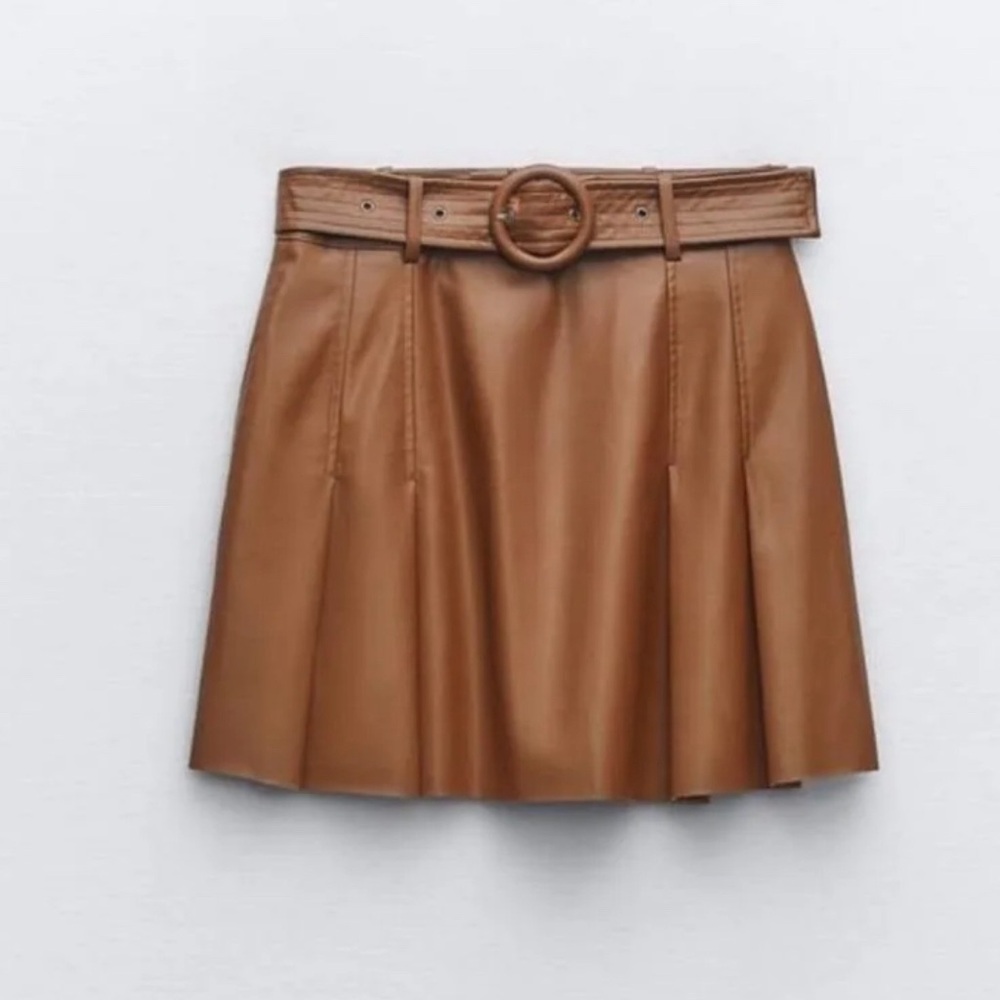 Zara Faux Leather Pleated skirt